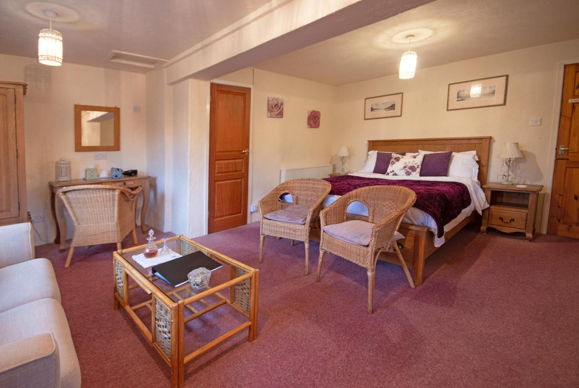 Magpies Lodge Slinfold Kültér fotó